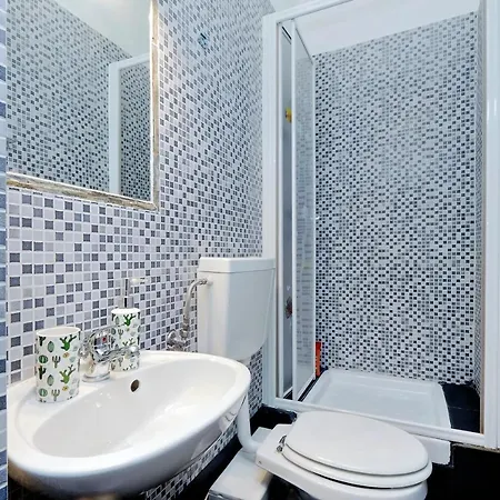 King Vittorio Emanuele's House Apartment Rome