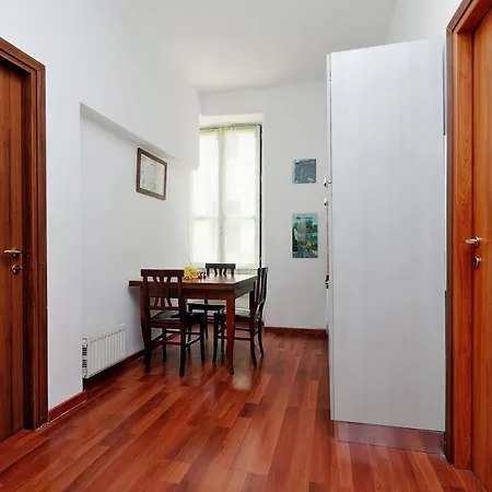 King Vittorio Emanuele's House Apartment Rome